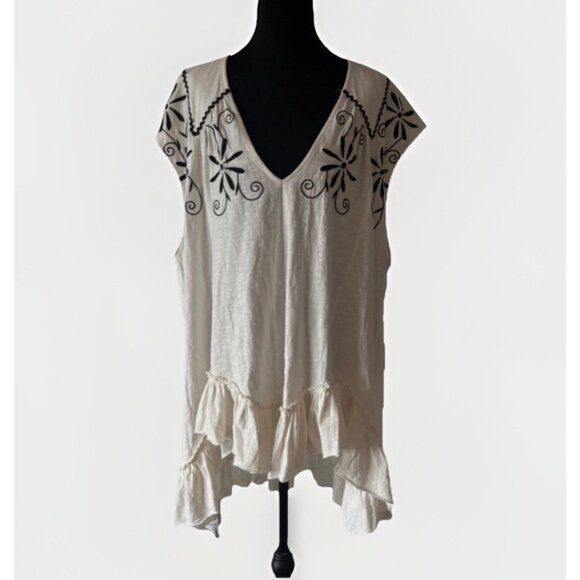 Free People Floral Embroidered Oversized Tunic Top Women’s Medium Boho Peasant - Picture 2 of 16
